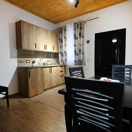 בראט Olive Oasis Studio מראה חיצוני תמונה