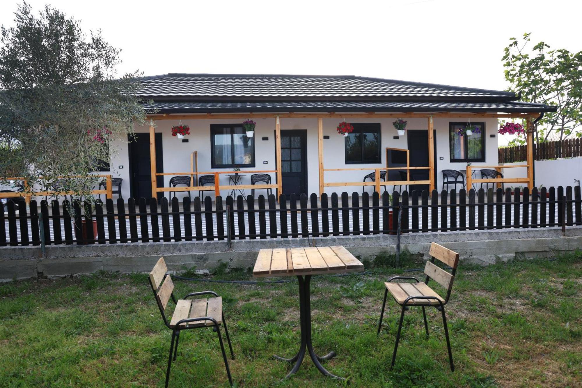 בראט Olive Oasis Studio מראה חיצוני תמונה