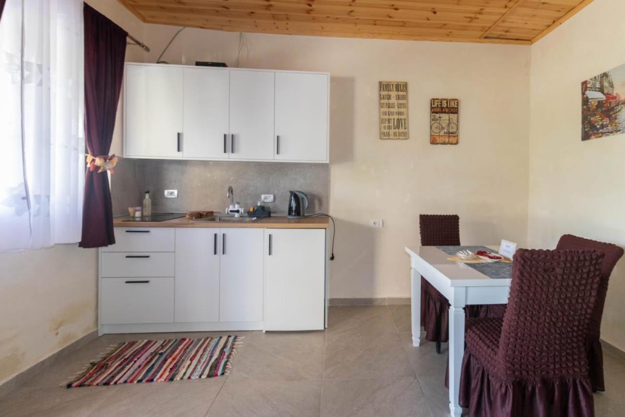 בראט Olive Oasis Studio מראה חיצוני תמונה